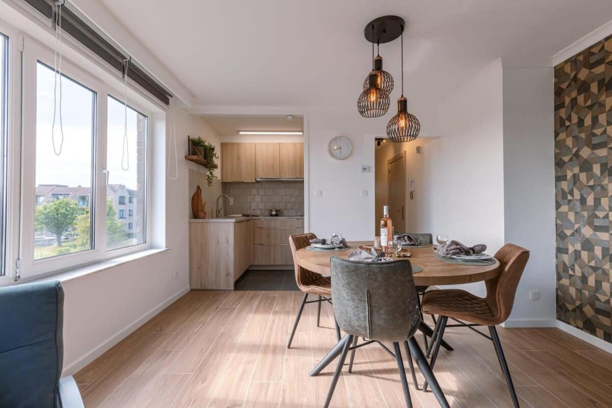 Huswell - Cosy Apartment With Vintage Interior De Haan Exterior photo